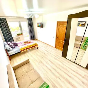 Medinahotelkz, # 70, вид на горы, до арбата 15 мин пешком, Halal Апартаменты
